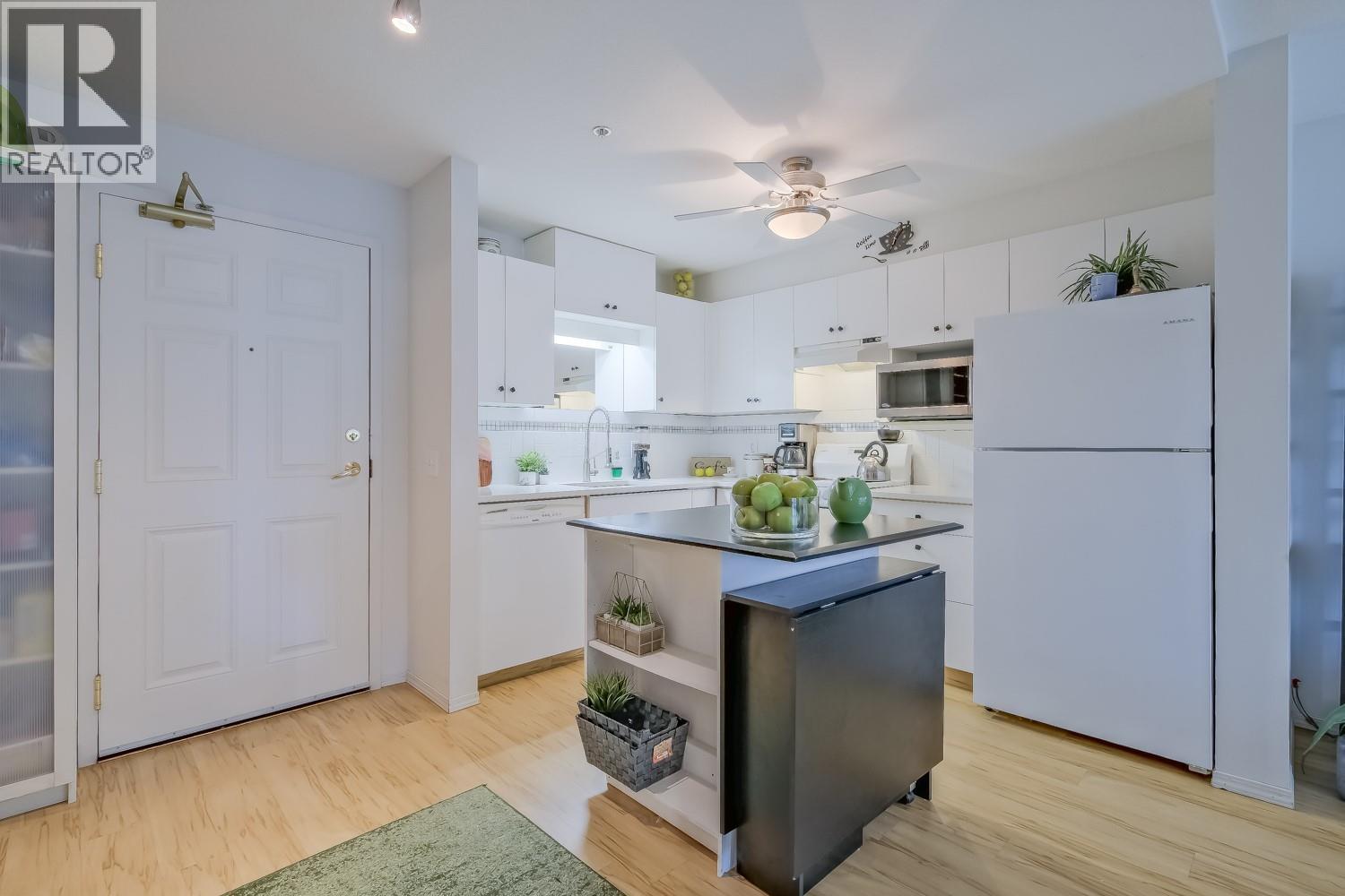 920 Saskatoon Road Unit# 215