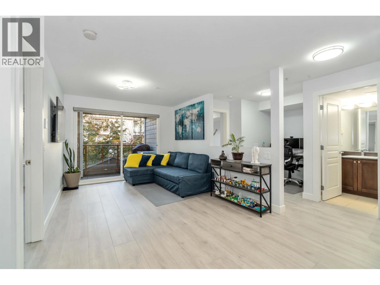 209 1969 WESTMINSTER AVENUE