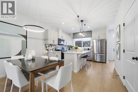 114 Wolf Creek Rise SE Calgary AB T2X4X1