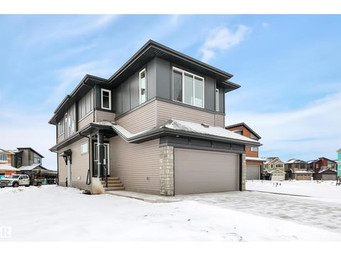 22556 87 AV NW Edmonton AB T5T7H8