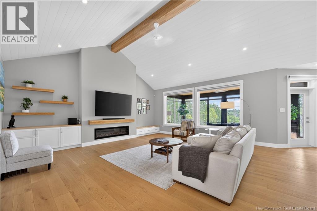 88 Woodmere Drive