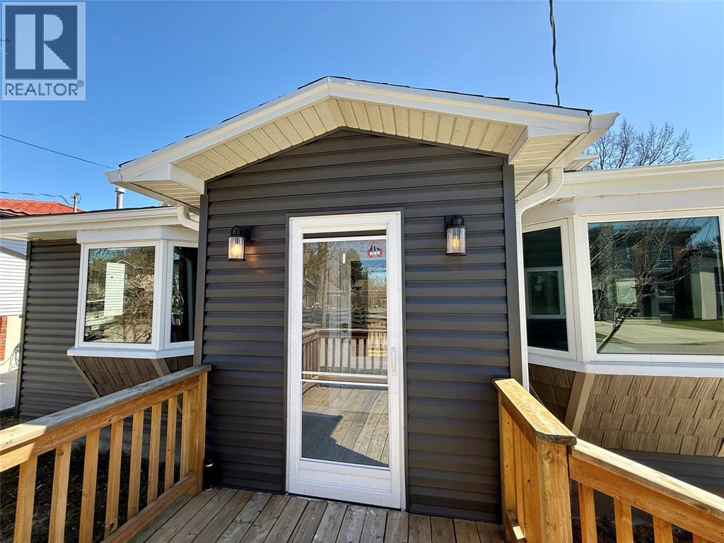 1962 Franklin AVENUE