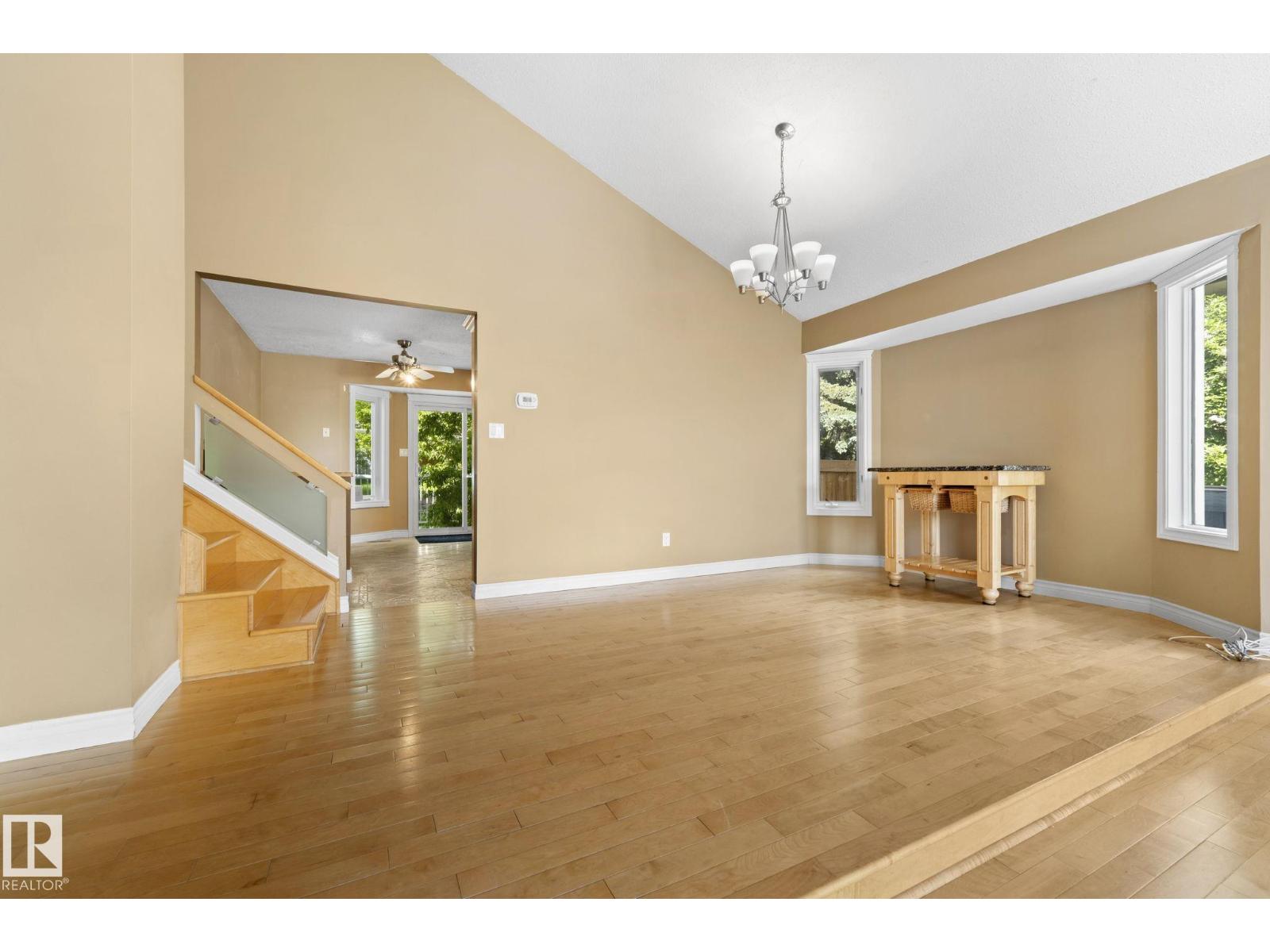 28 HARROLD PL