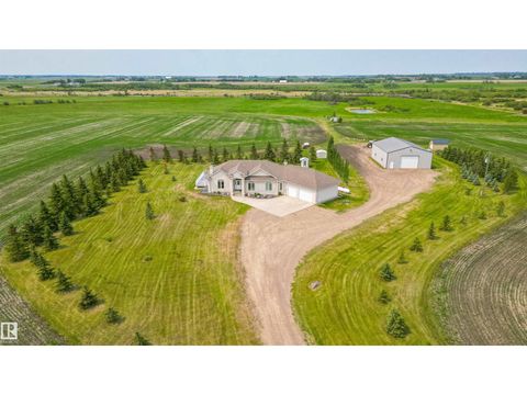 55116 Rge Rd 234 Rural Sturgeon County AB T8T2A7