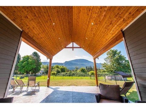 43832 KEITH WILSON ROAD|Greendale Chilliwack BC V2R4B5
