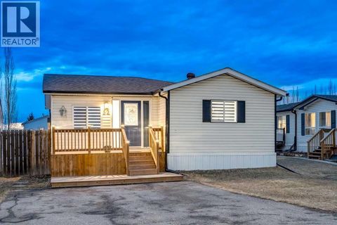 52, 900 ROSS Street Crossfield AB T0M0S0