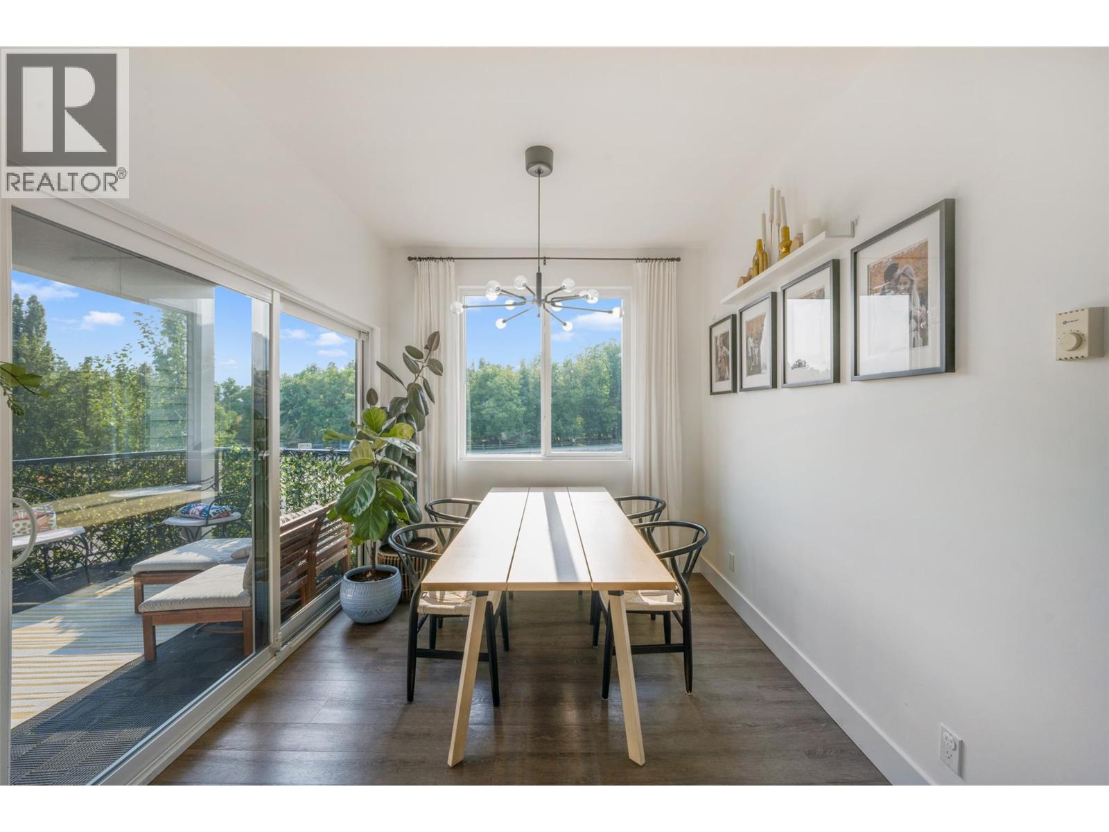 4215 Gellatly Road S Unit# 1208