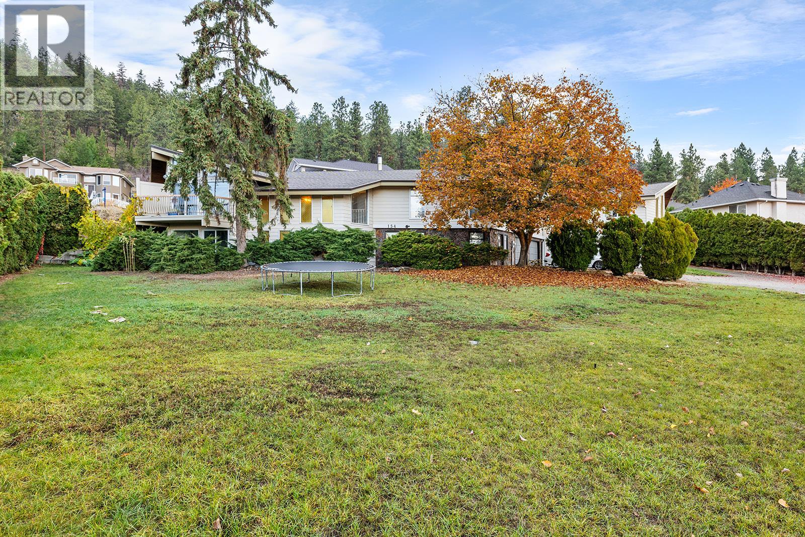 154 Applebrooke Crescent