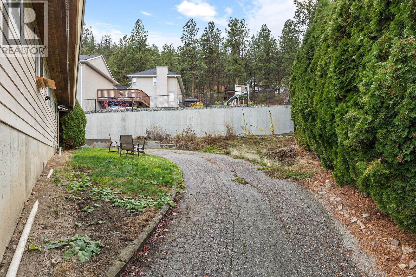 154 Applebrooke Crescent