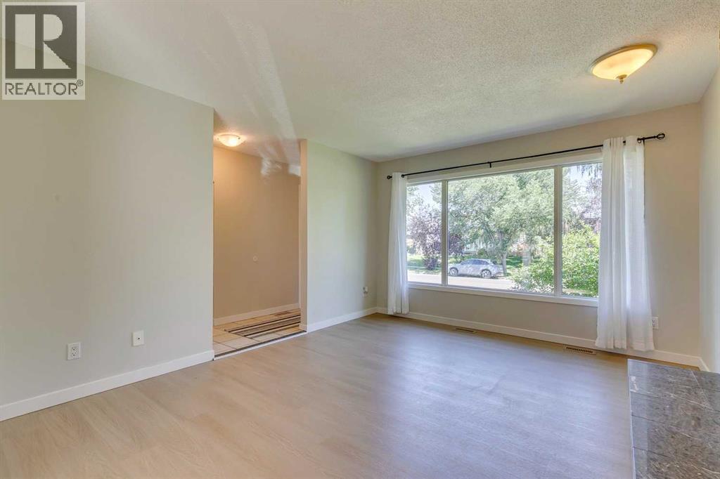 2823 Dover Ridge Drive SE