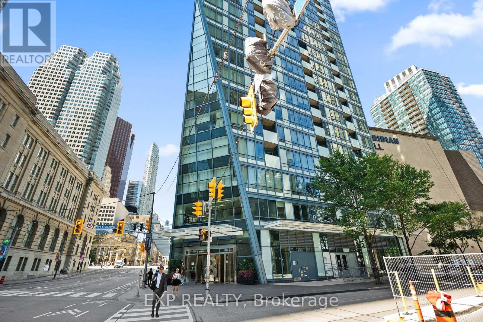 3510 - 8 THE ESPLANADE