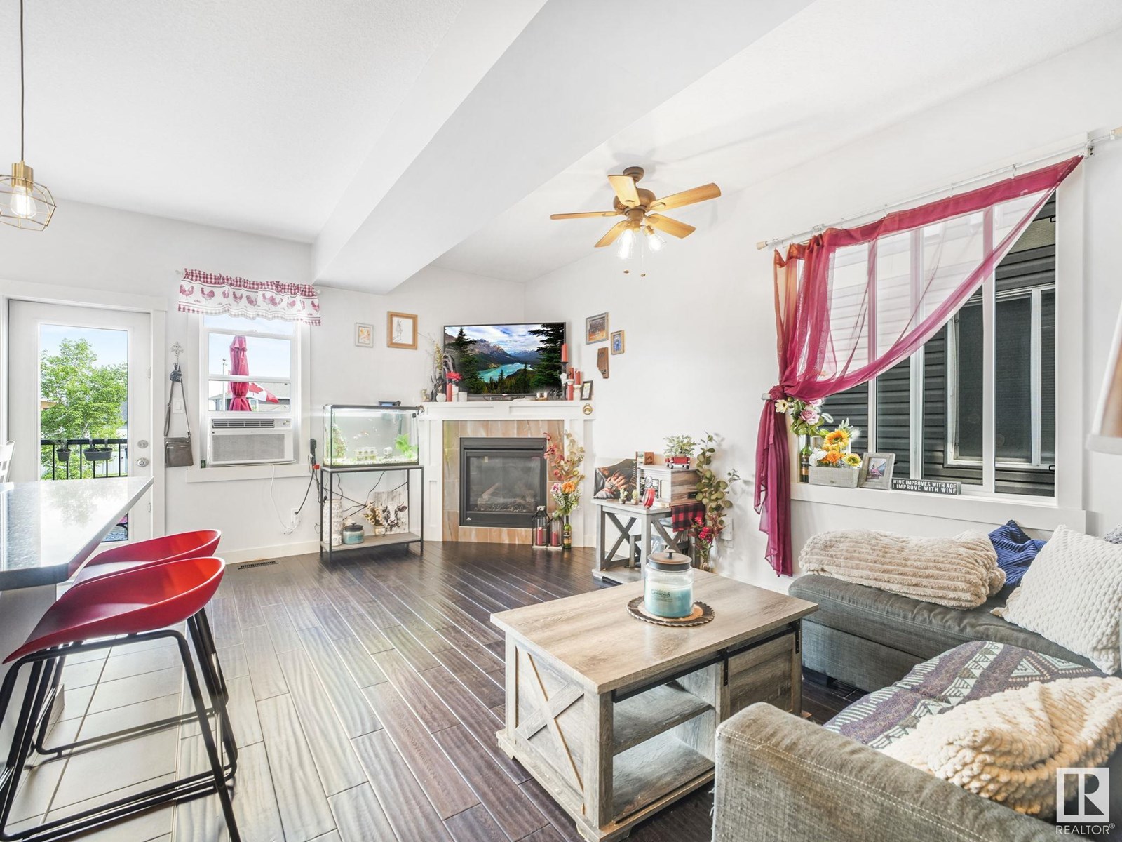 51 RICHMOND LI