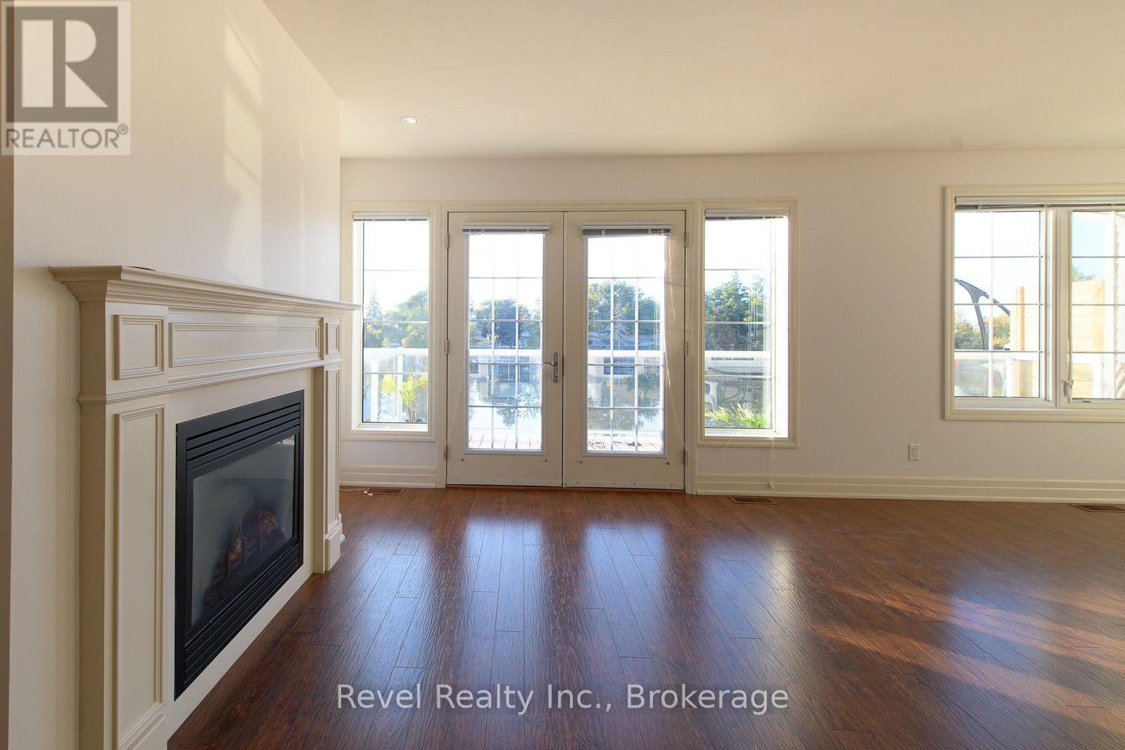 4 - 4-64 RIVER RD EAST RIVER ROAD E