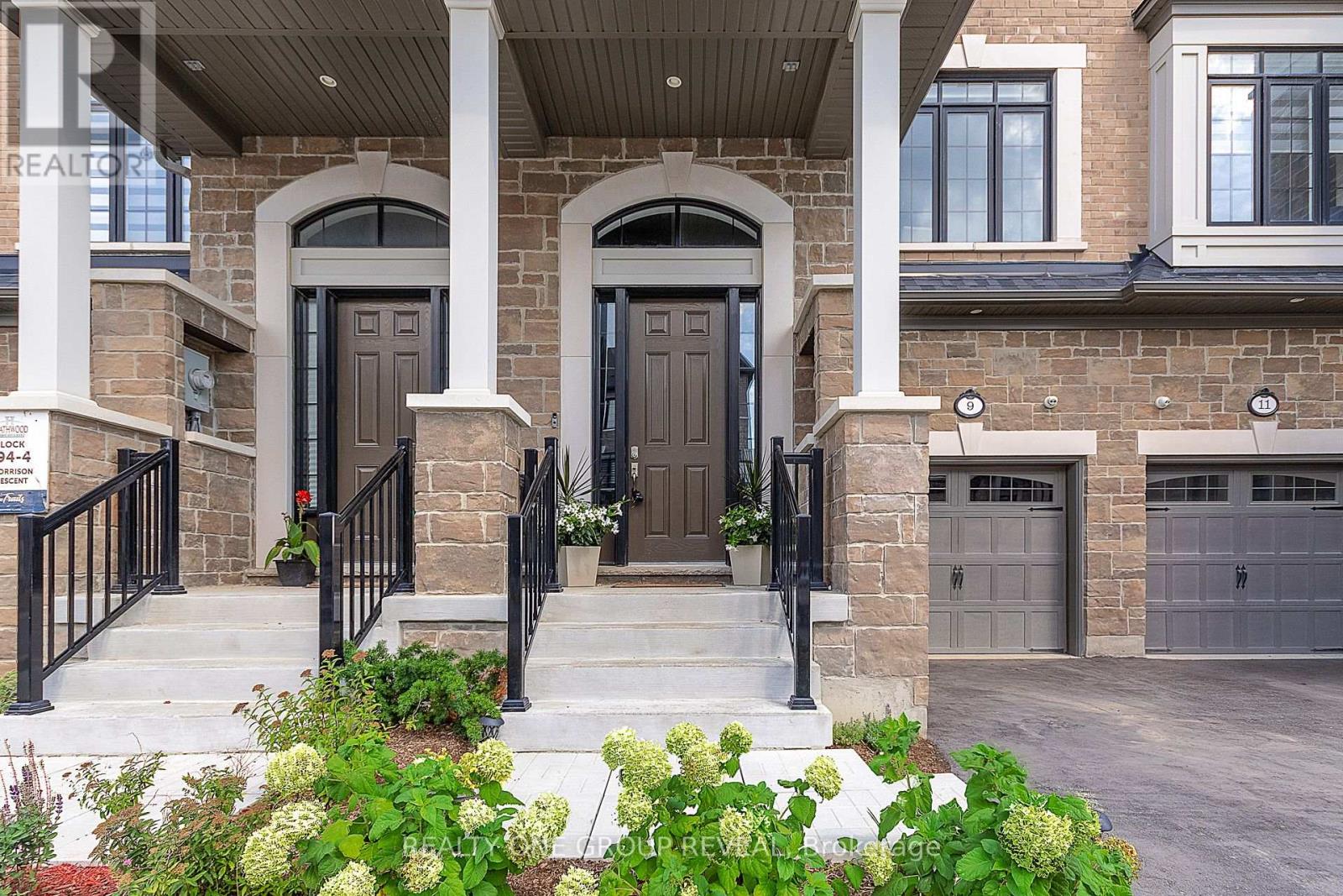 9 MORRISON CRESCENT