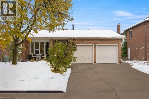 50 OLD FOREST Crescent Kitchener ON N2N2A3