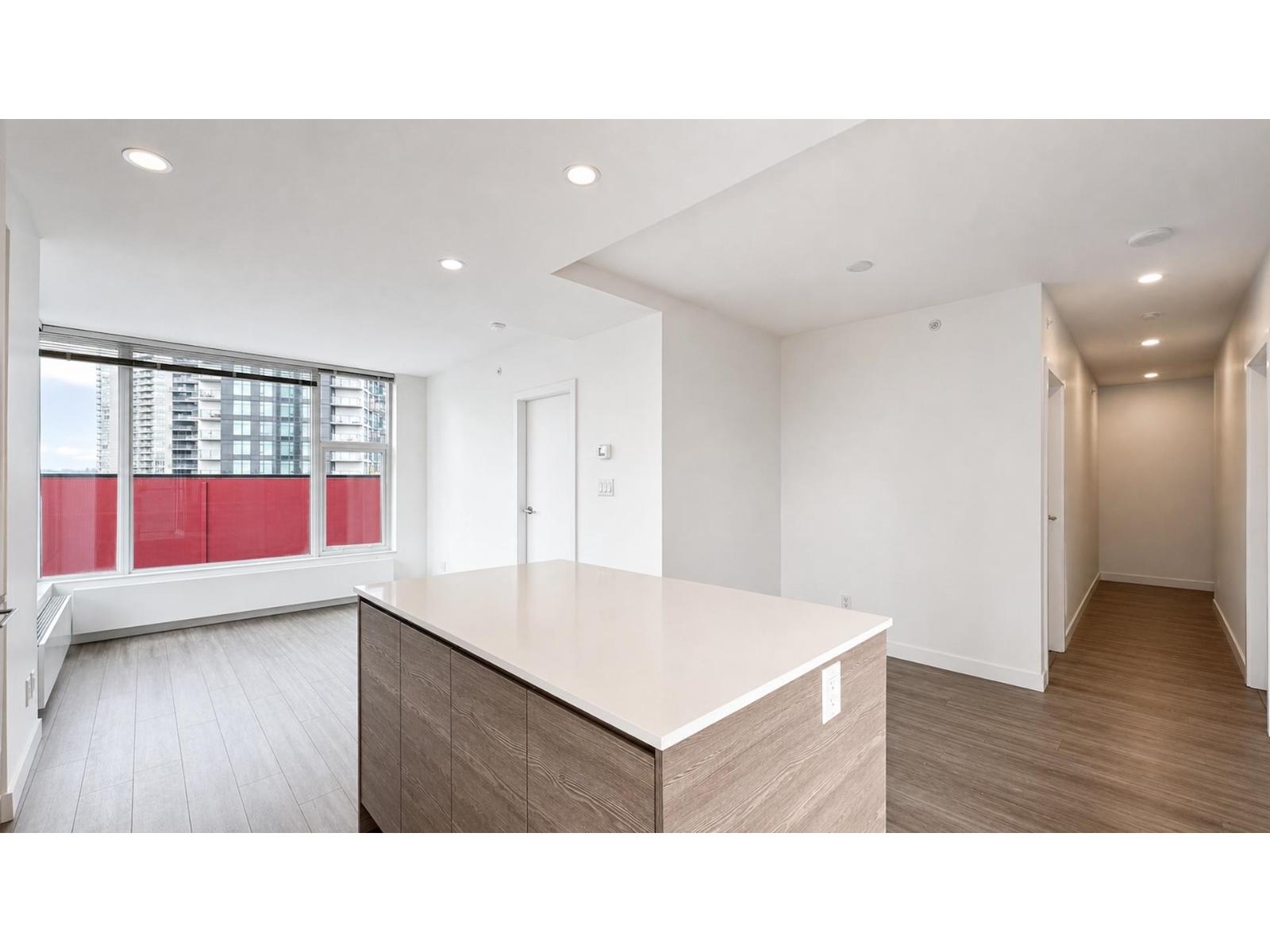 404 13655 FRASER HIGHWAY