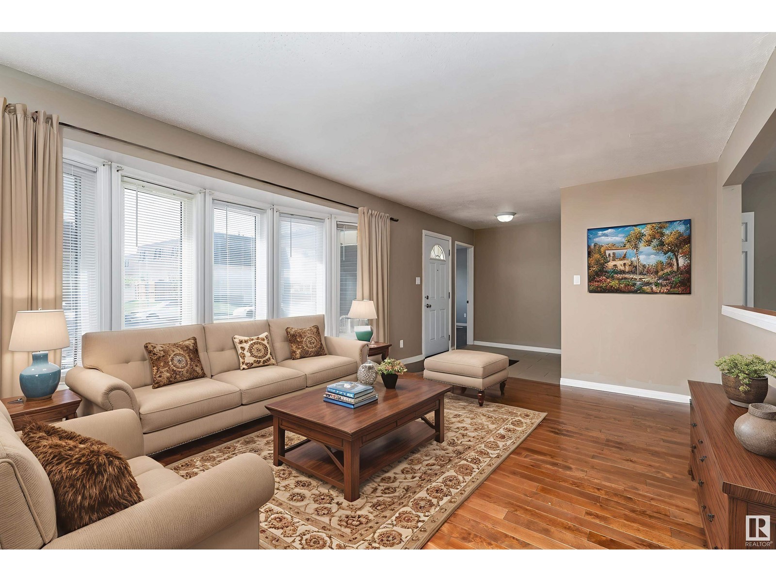11448 152 AV NW