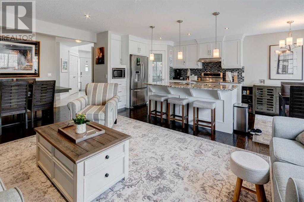 18, 10 Tuscany Valley View NW