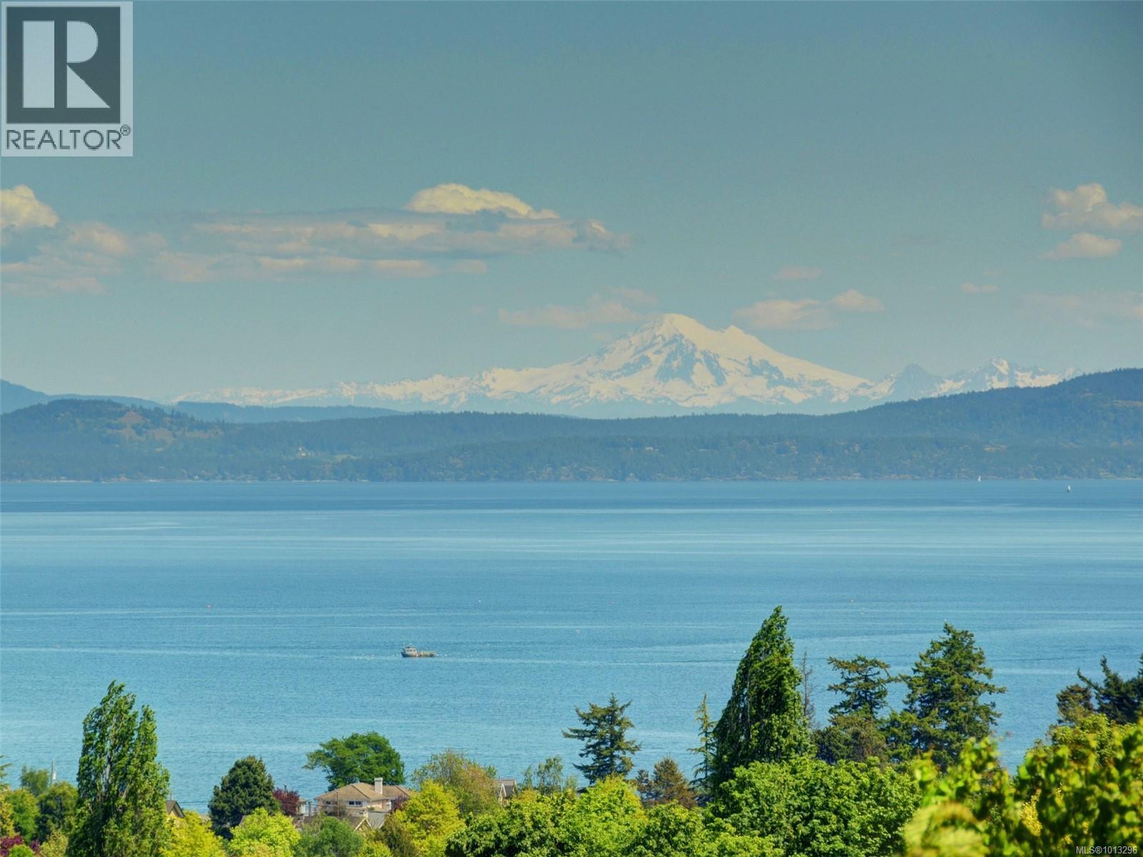 502 748 Sayward Hill Terr