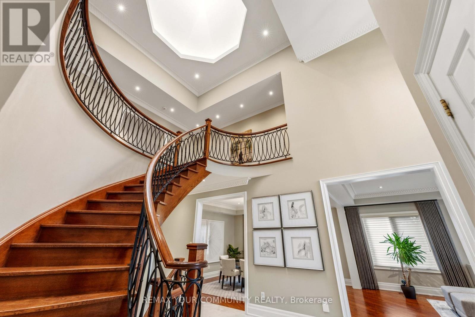 37 VAUGHAN BOULEVARD