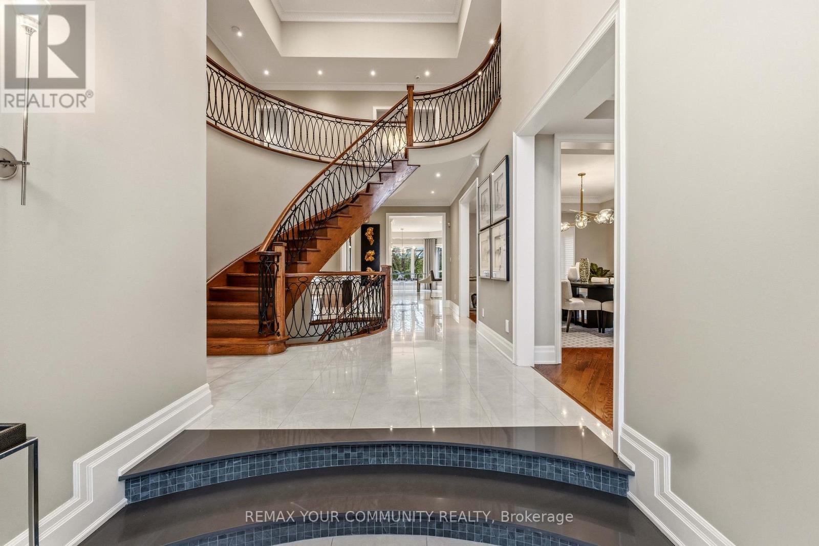 37 VAUGHAN BOULEVARD