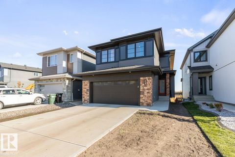 338 CANTER WD Sherwood Park AB T8H2Z7