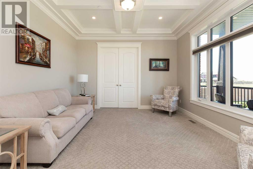 1 Edgemoor Way W