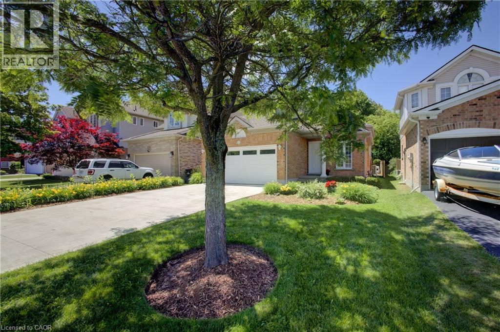 439 WOODROW Drive