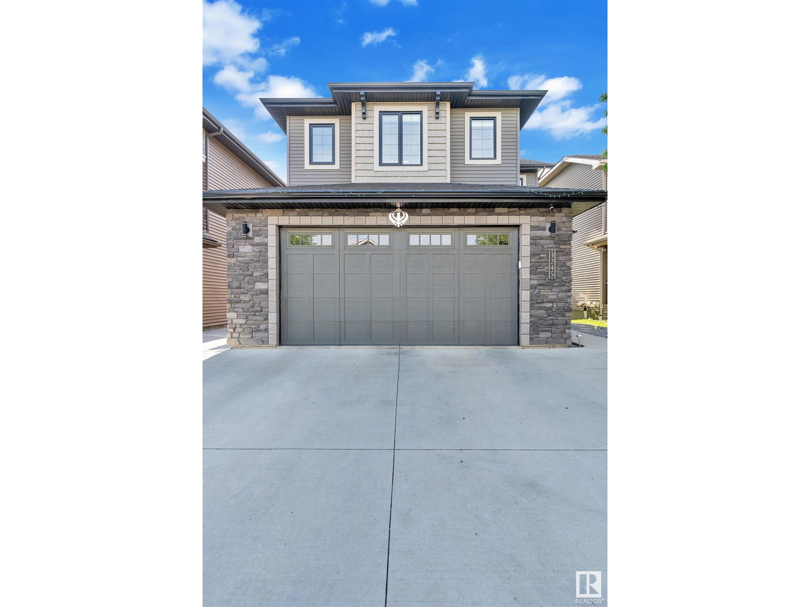 3245 WINSPEAR CR SW