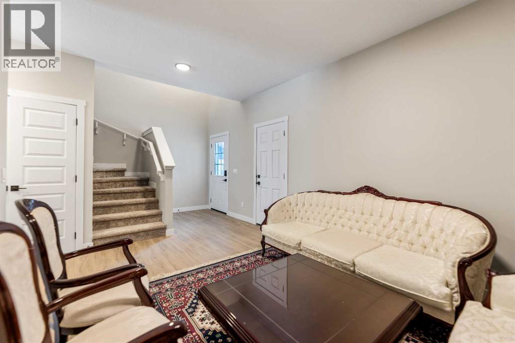 388 Homestead Grove NE