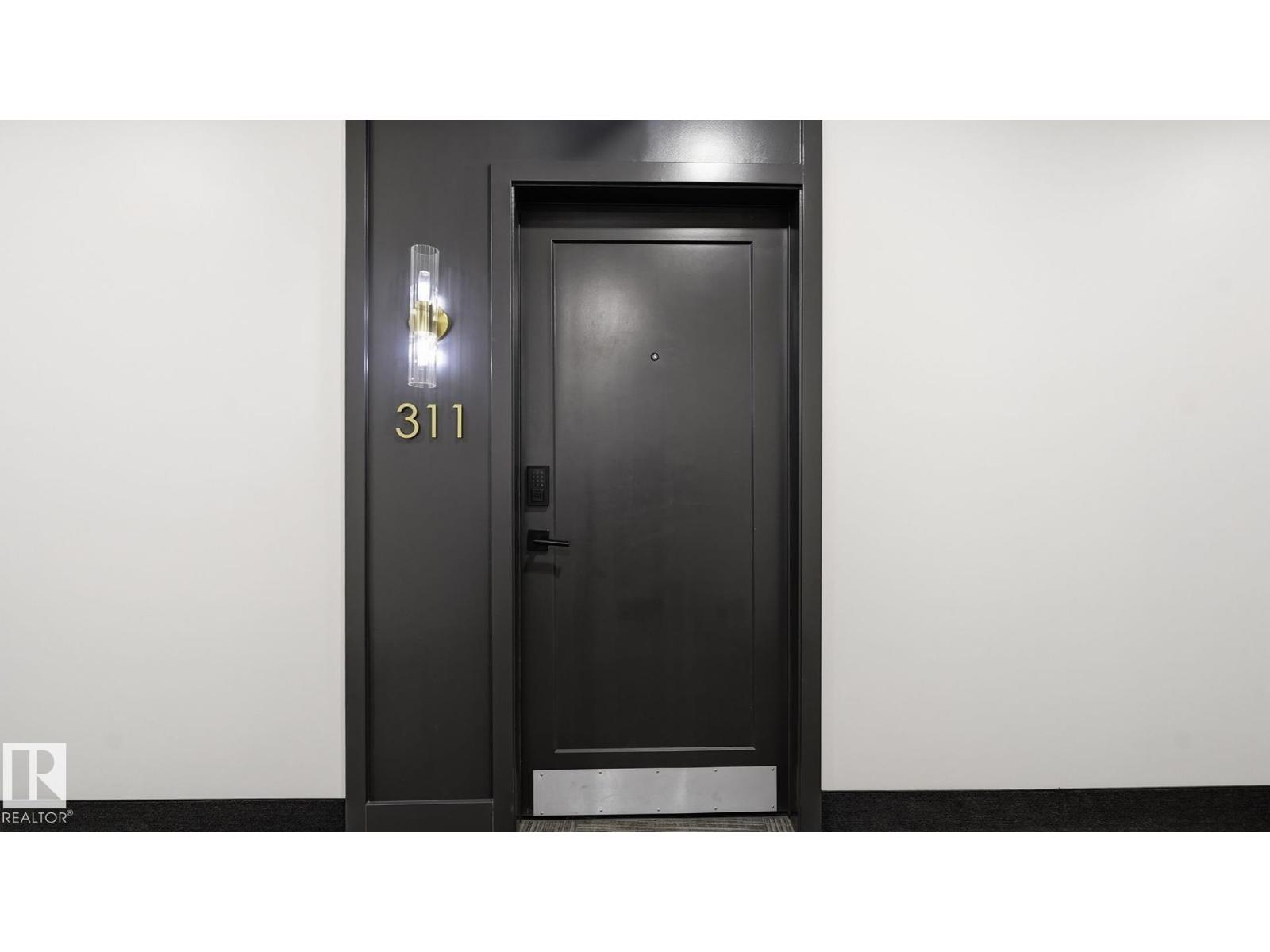 #311 7463 MAY CM NW
