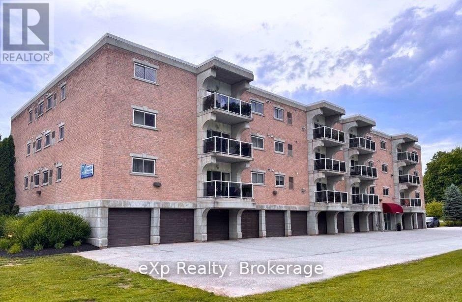 204 - 85 WILLIAM STREET N