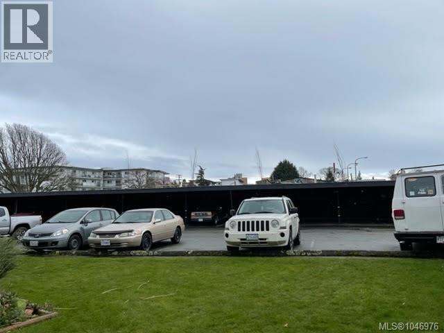 885 Old Esquimalt Rd
