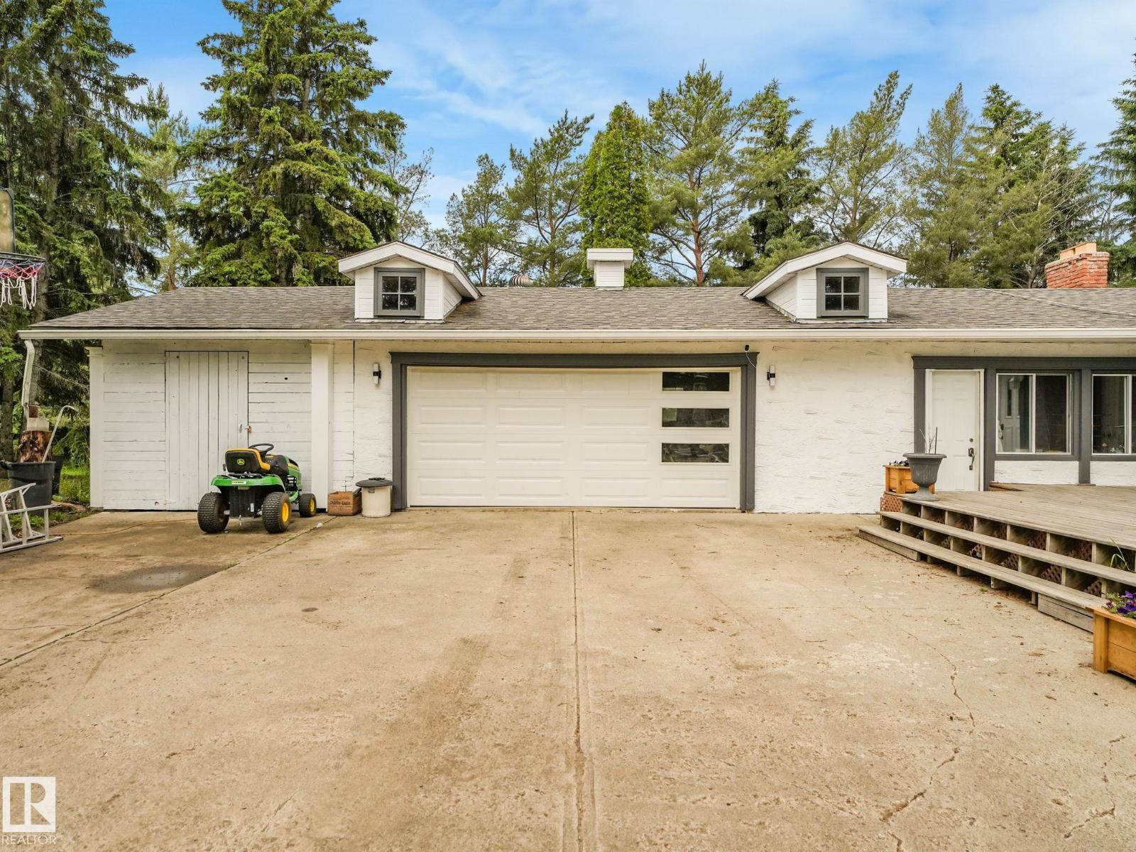 10912 5 AV SW SW