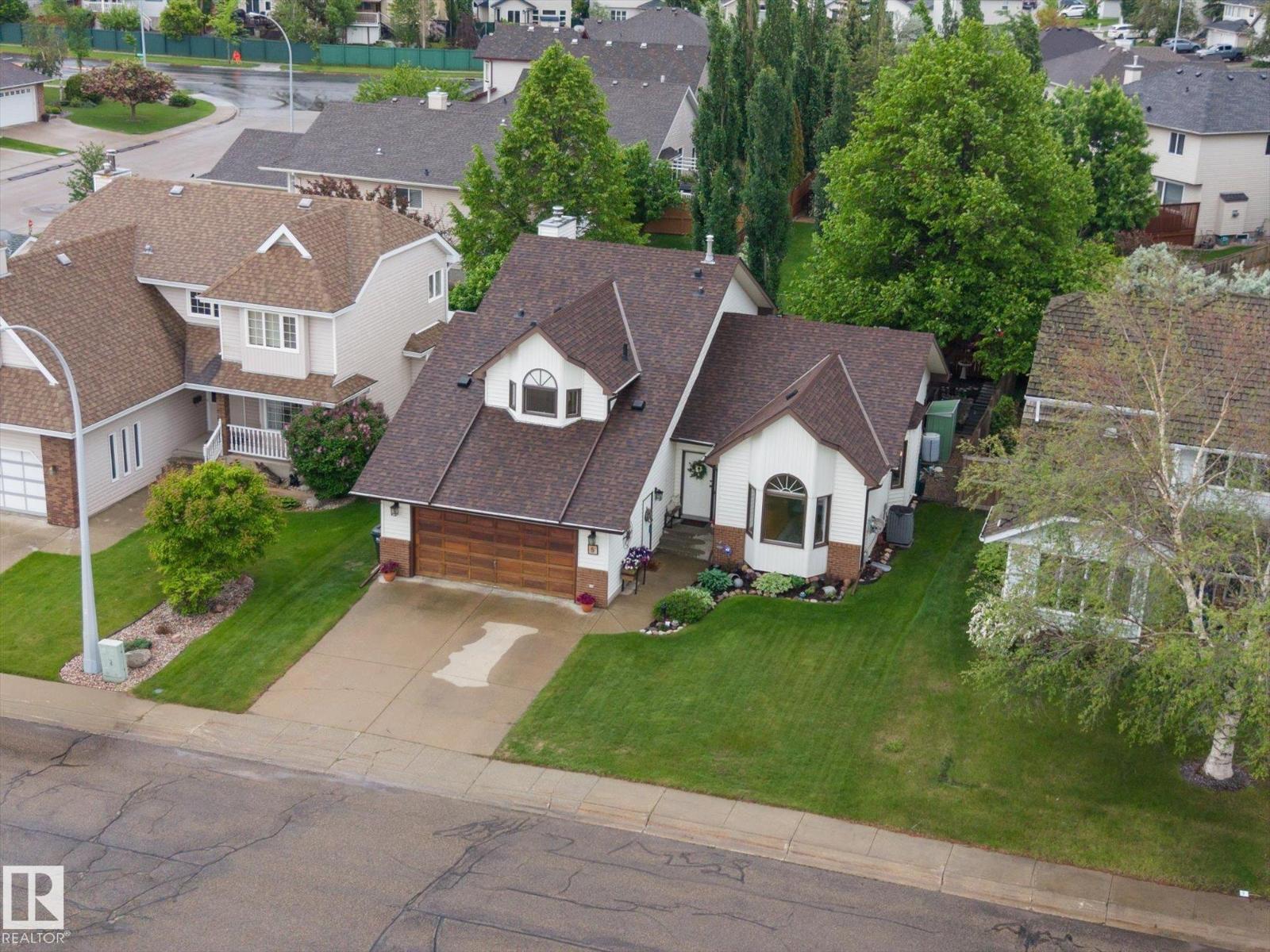 5 CANTERBURY LN