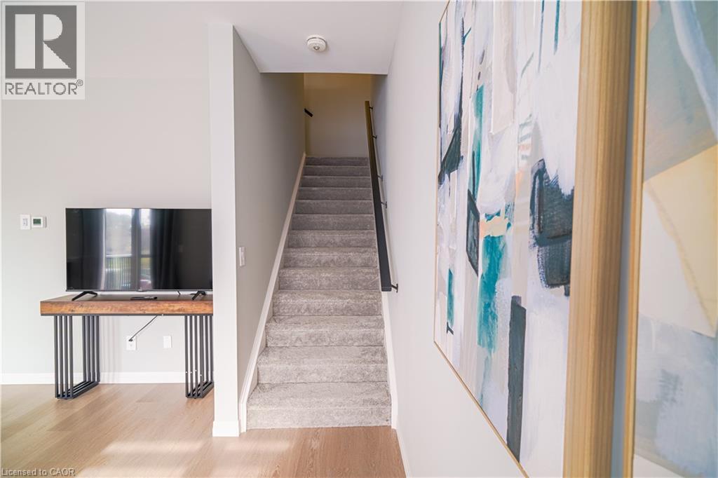 10 SOUTH CREEK Drive Unit# 51