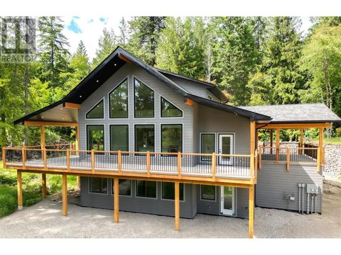 2801 HARLOW Road Nelson BC V1L6L3