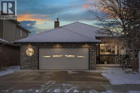 1907 Woodside Boulevard NW Airdrie AB T4B2M4