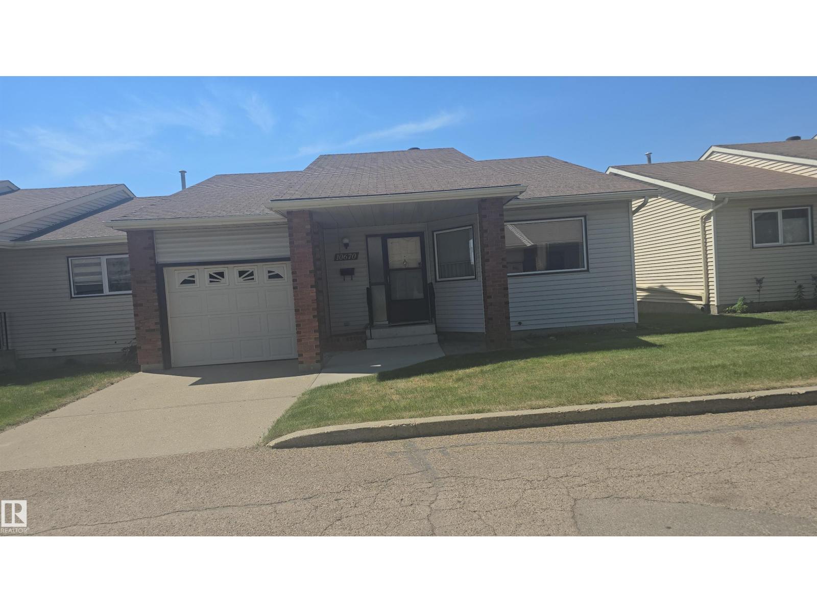 10670 153 AV NW