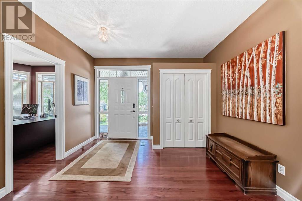116 Evergreen Way SW