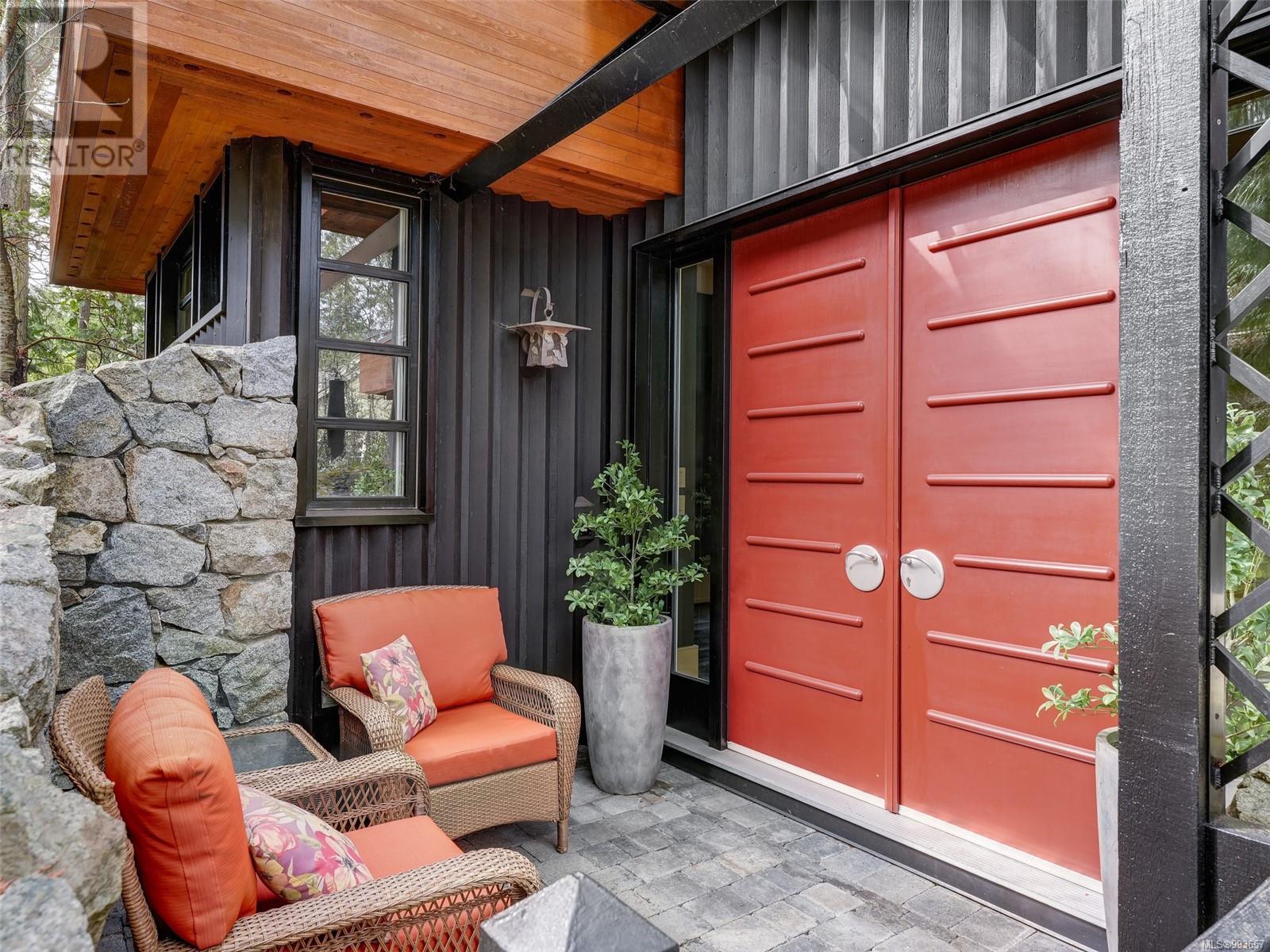 5294 Deerpath Rd
