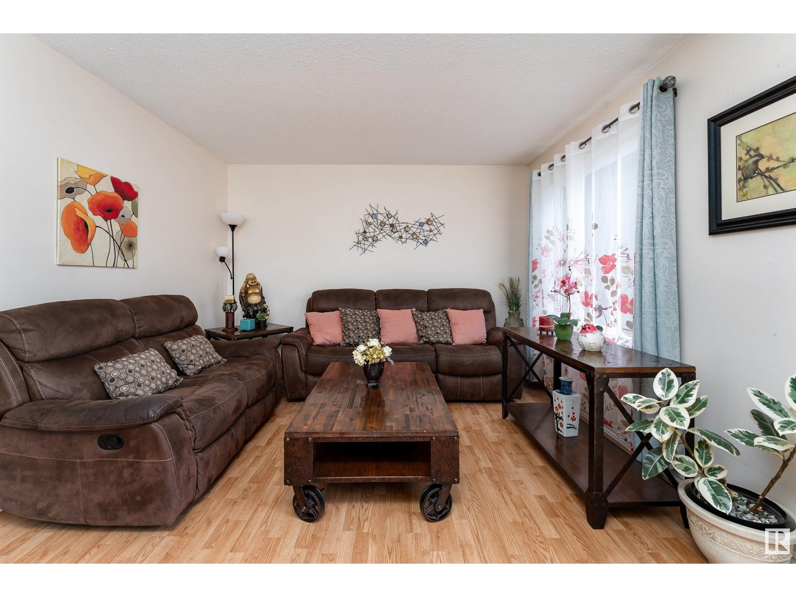 3195 139 AV NW