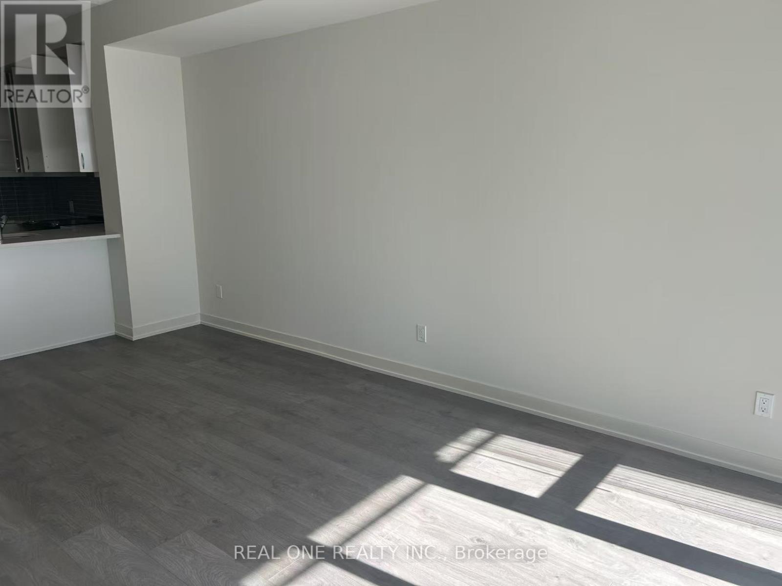2212 - 4955 YONGE STREET