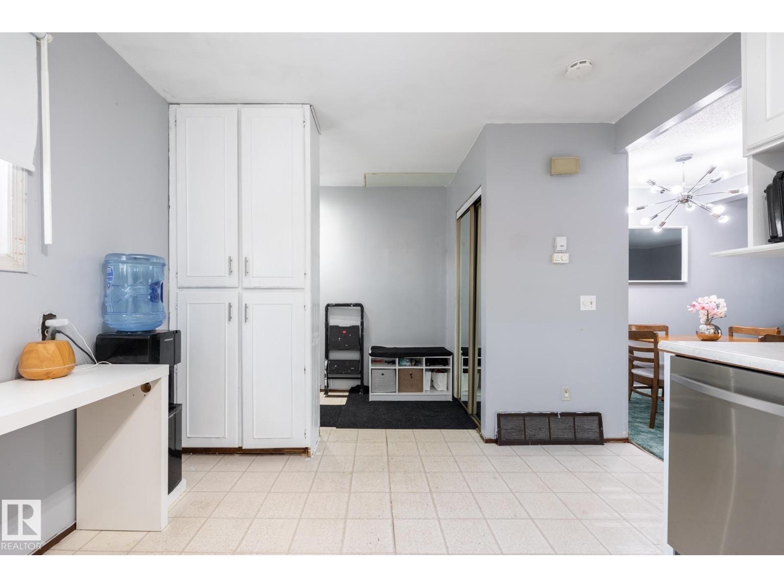 1346 LAKEWOOD RD W NW