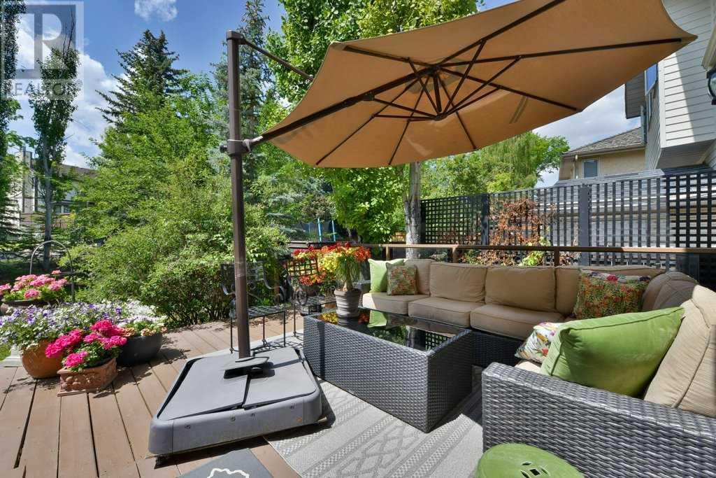187 Strathaven Circle SW