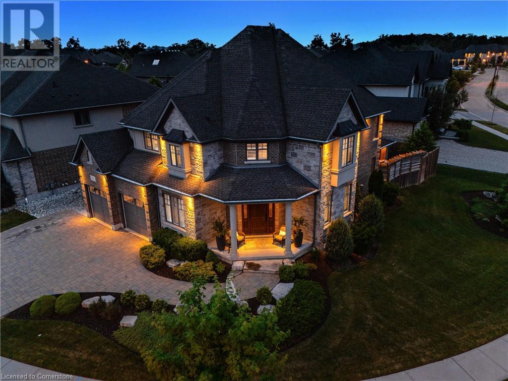 546 MANOR RIDGE Crescent