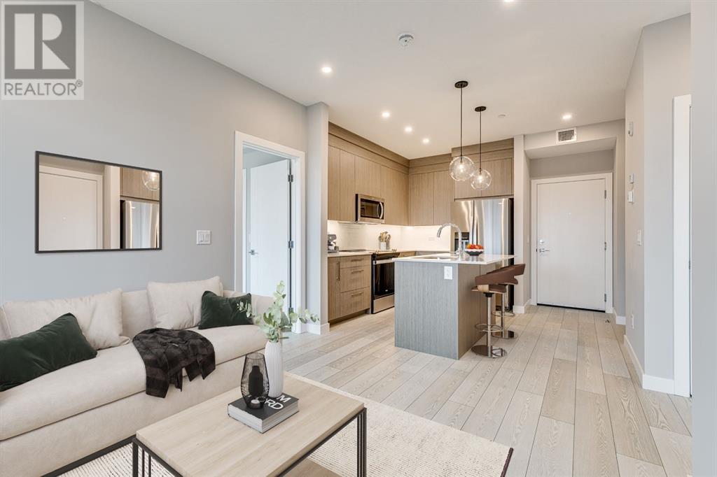1217, 6 Merganser Drive W