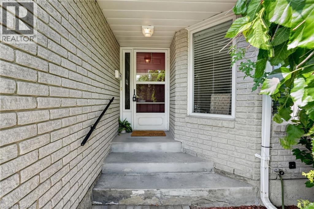 11 GARDEN Drive