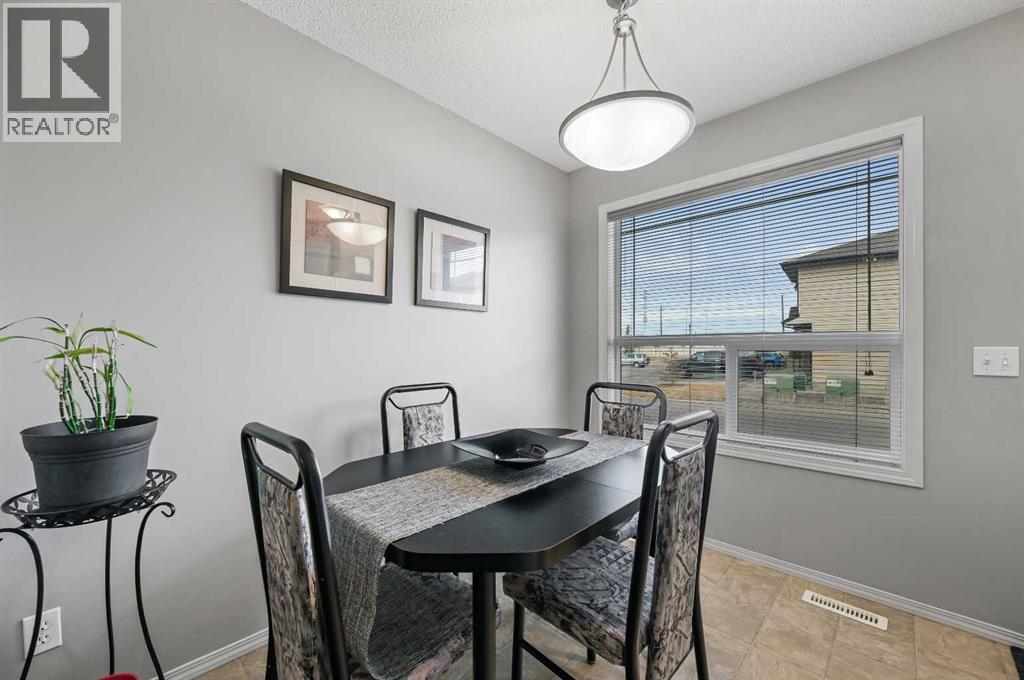 165 Saddlebrook Point NE