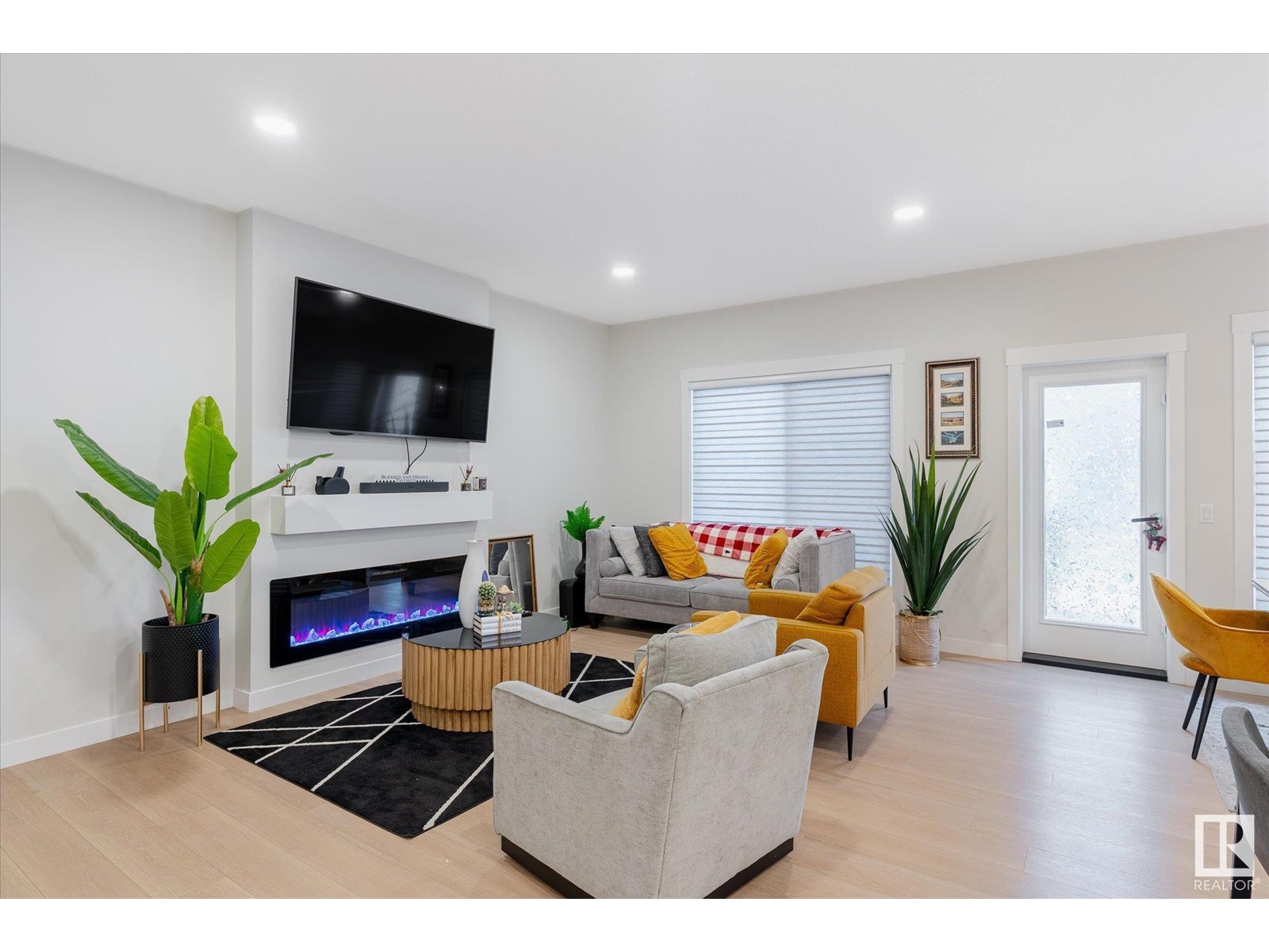 23022 96A AV NW